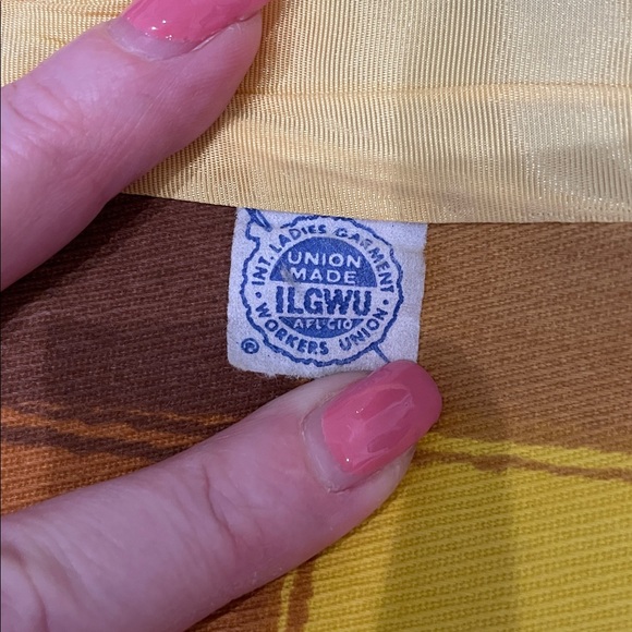 Gorgeous Vintage, ILGWU circa 1963-1974 Plaid Multicolor Women's Trench Coat - Picture 9 of 10